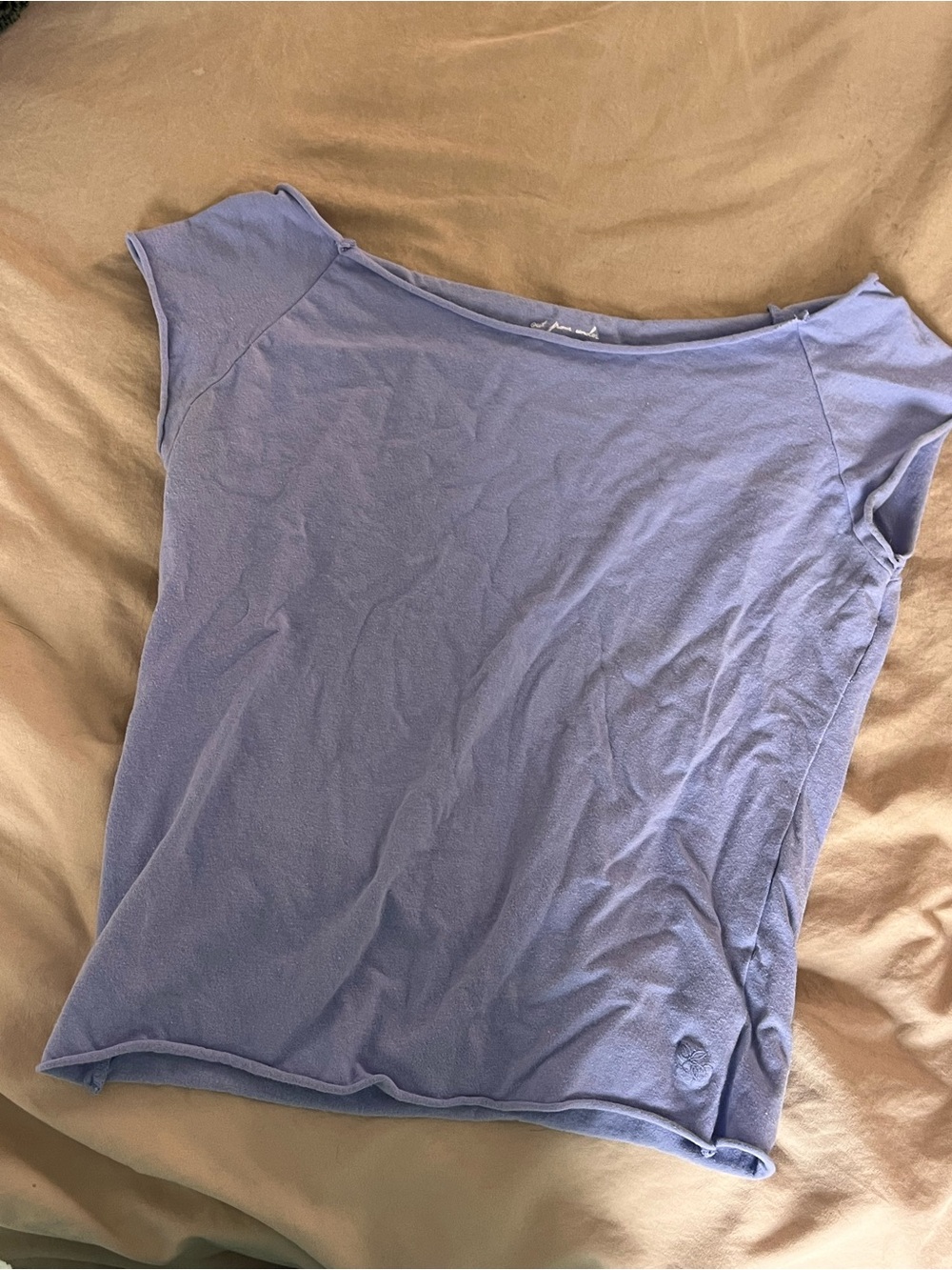 Urban Outfitters Lilac Off-Shoulder Crop Top - Picture 2 of 3